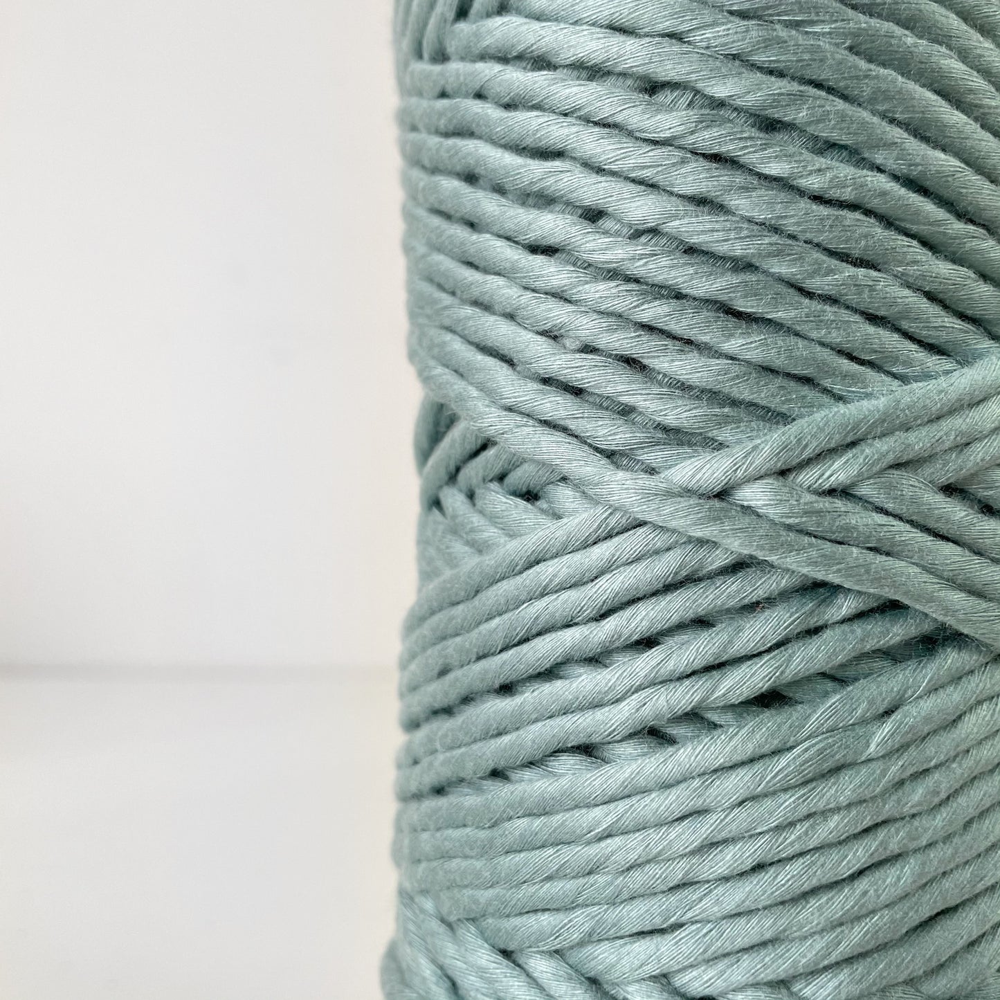 Luxe Bamboo 5mm String - China Blue