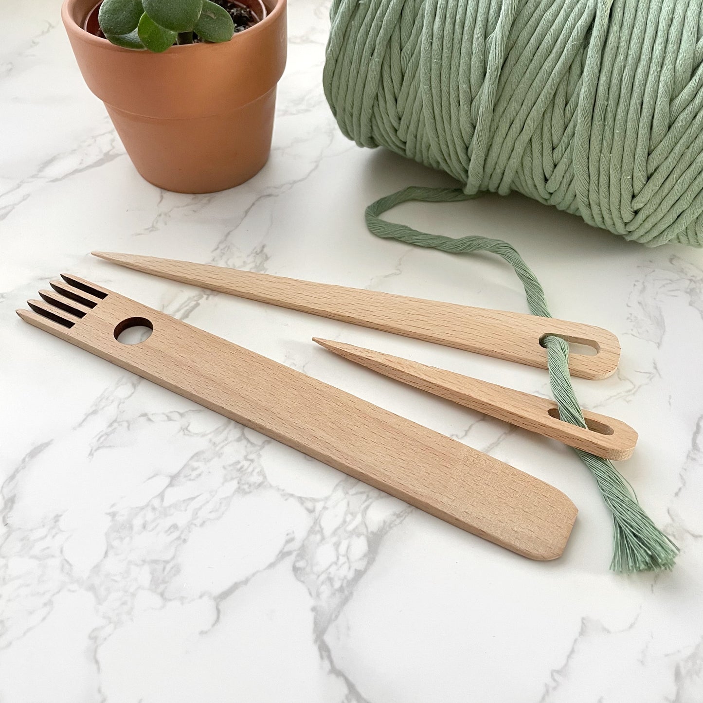 Weaving Accessories Set - Needles & Comb