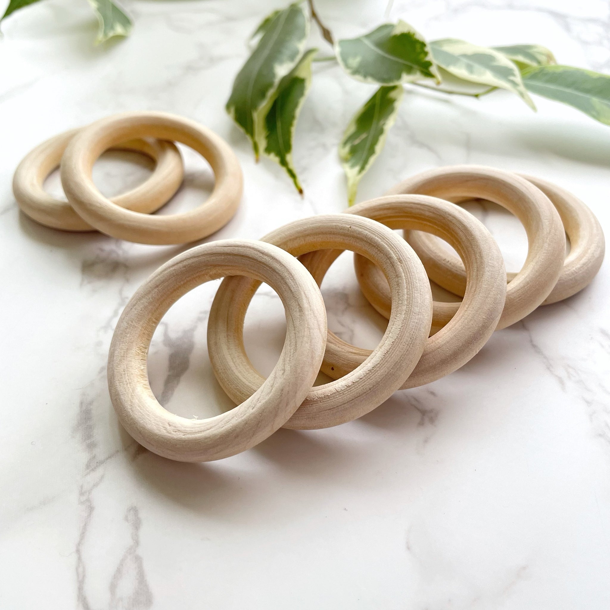 Wood Rings for Crafts 3 Inch, Pack of 5 Unfinished Wooden Rings