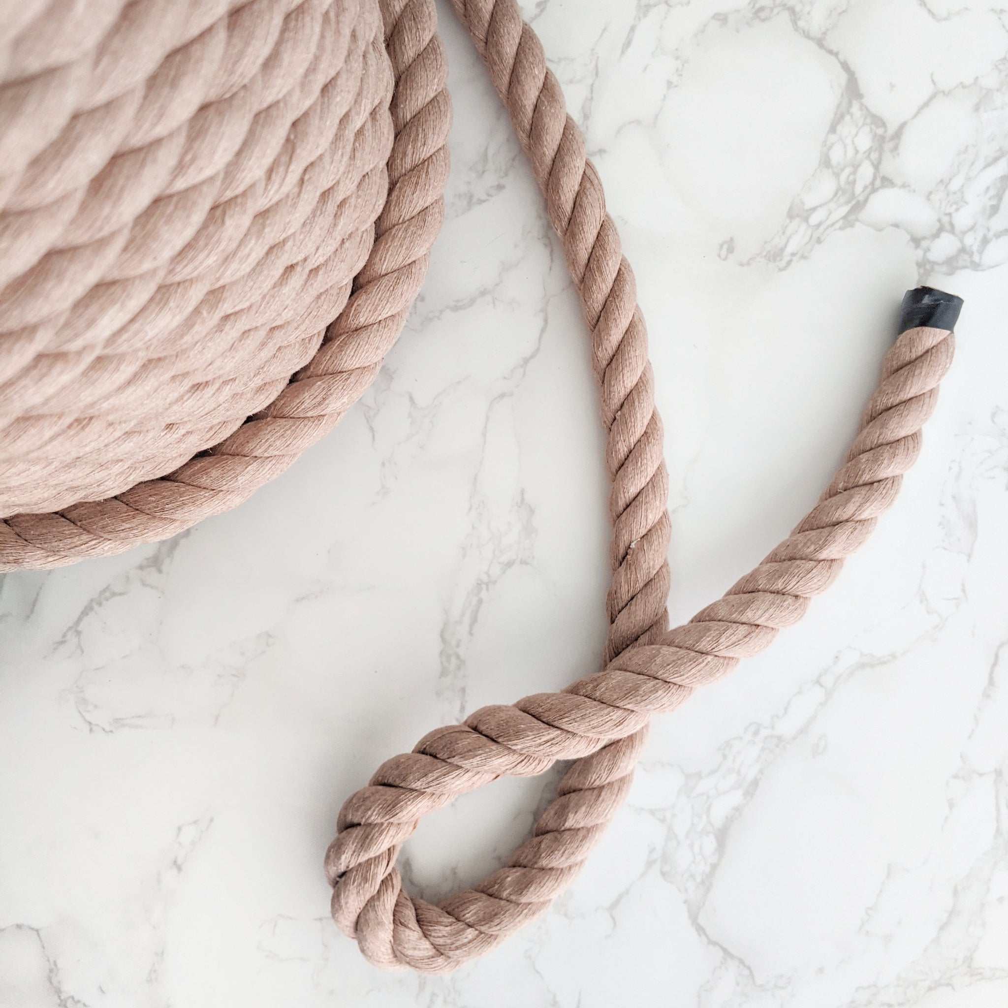 Jumbo 20mm Cotton Rope - By The Meter - 'Antique Peach'