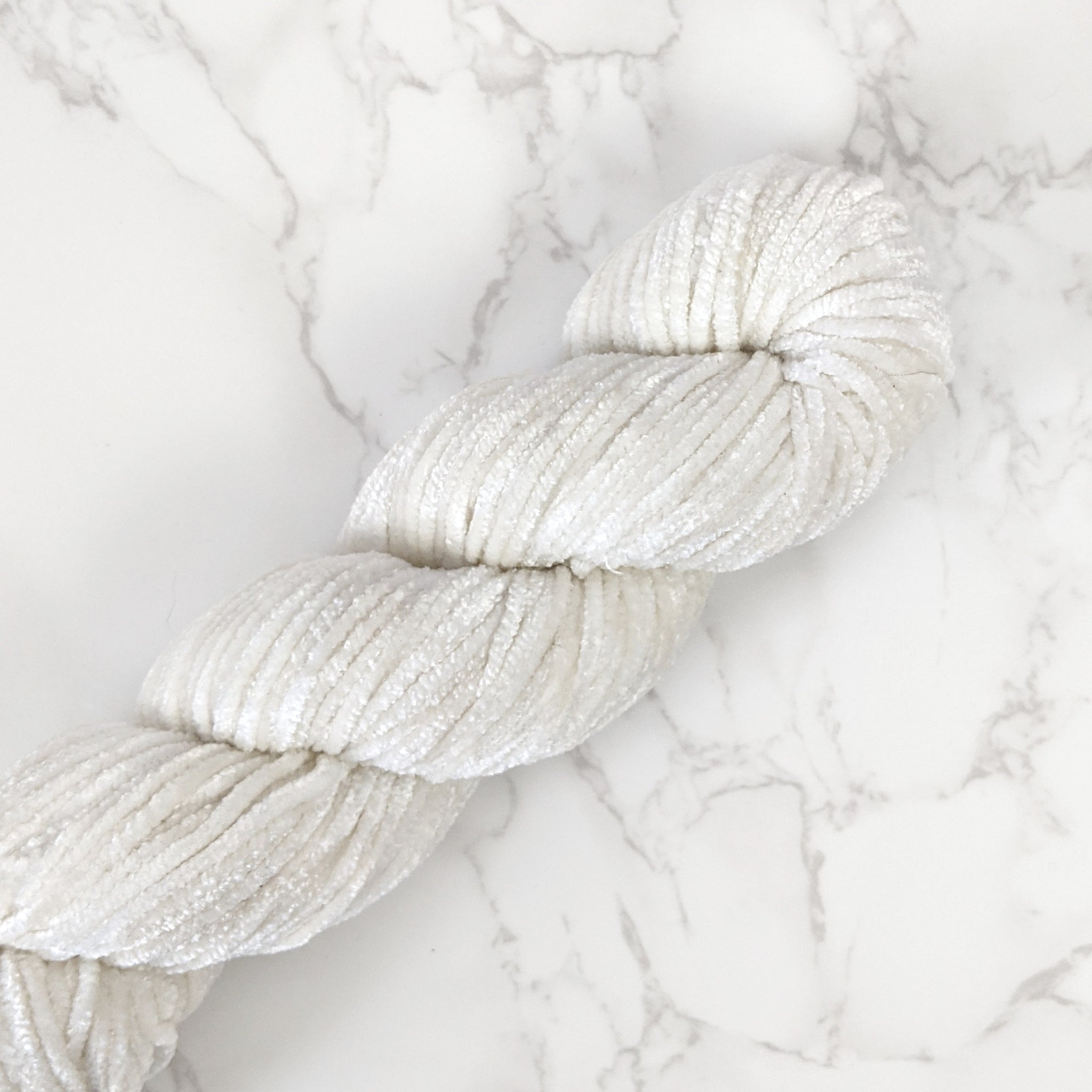 Chenille Velvet Yarn - Off White