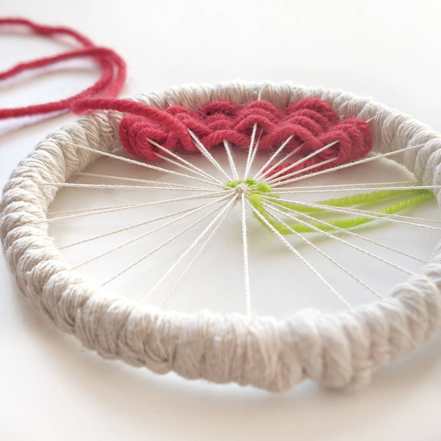 Children's Round Weaving Beginners Kit - Woven Wall Hanging Tutorial