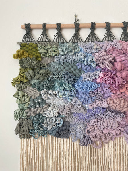 Large Colour Blend Weaving